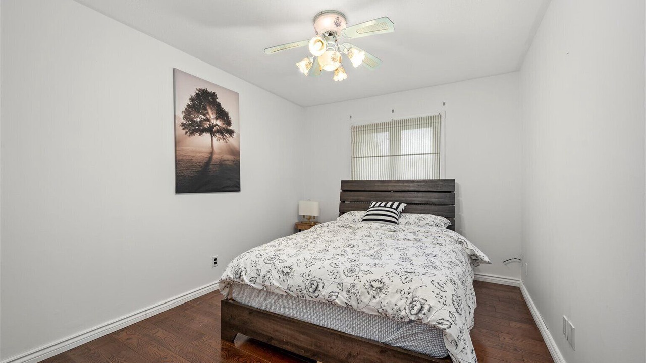 Photo of Bedroom in Port McNicoll