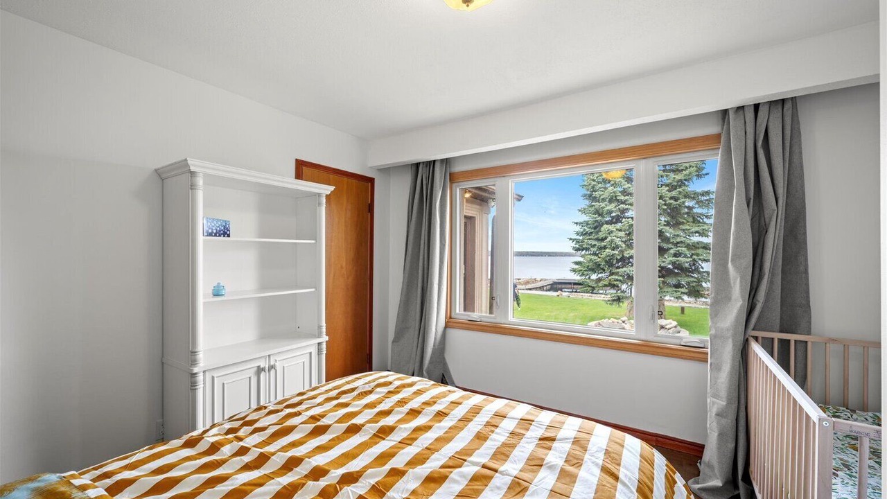 Photo of Bedroom in Port McNicoll