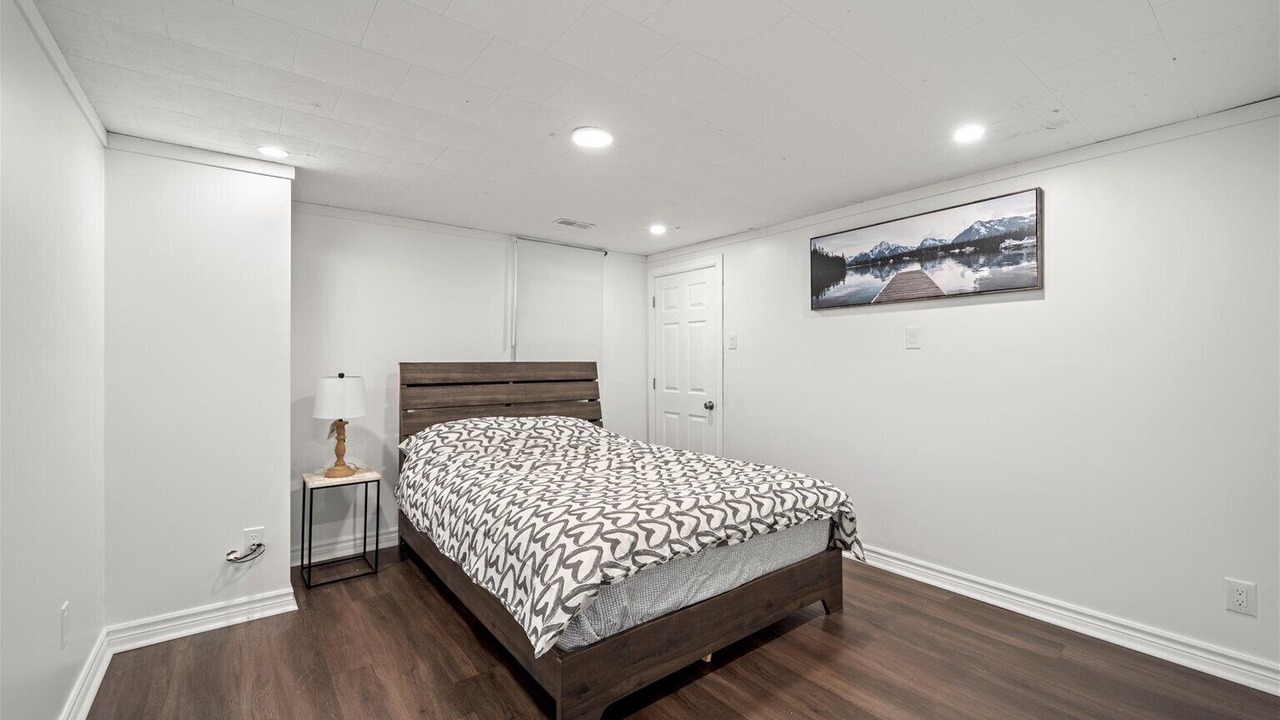 Photo of Bedroom in Port McNicoll