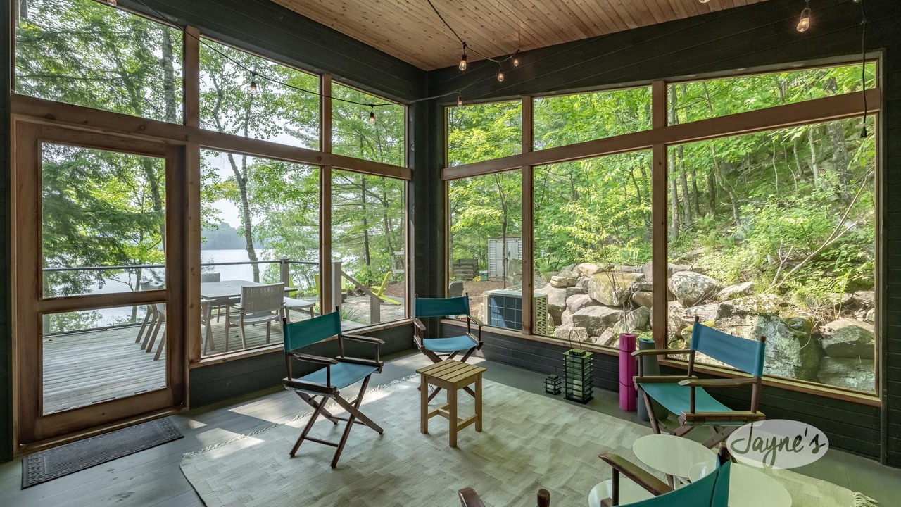 Photo of Bedroom in Lake of Bays