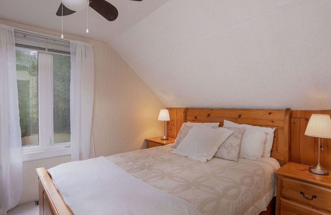 Photo of Bedroom in Head Lake
