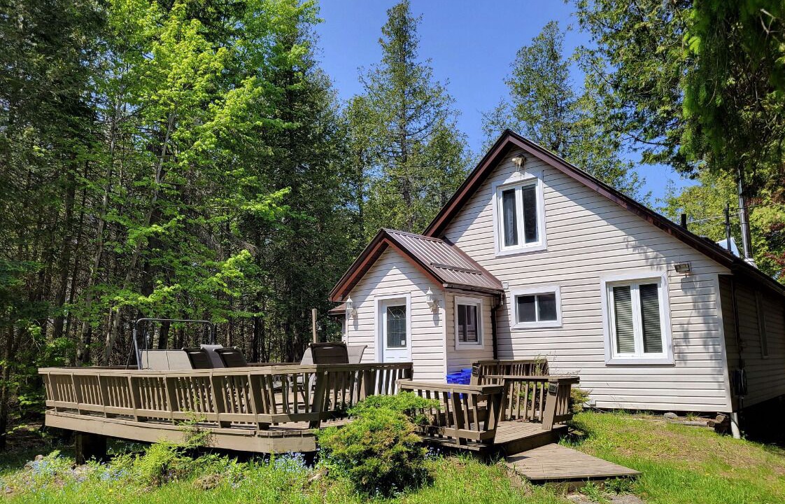 Photo of Outdoor in Head Lake