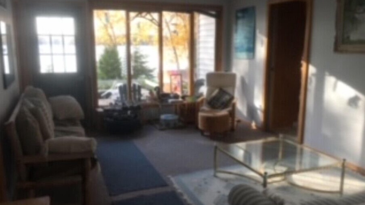 Photo of Livingroom in Shuniah
