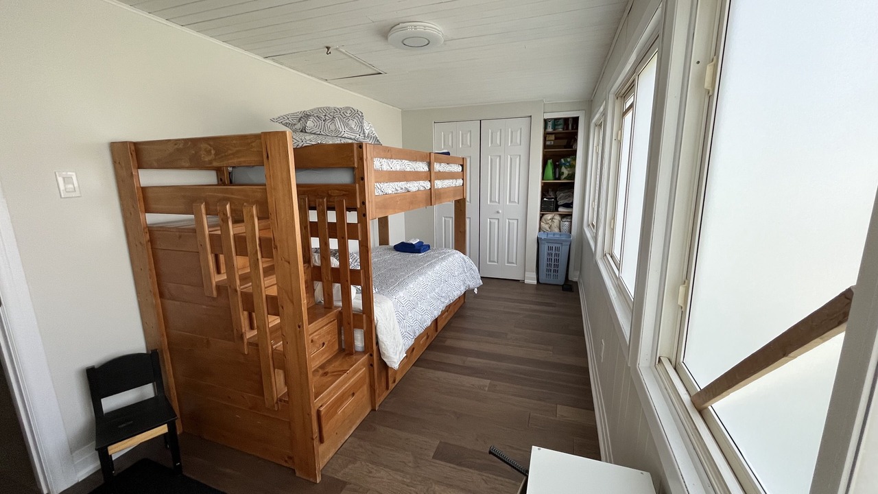 Photo of Bedroom in Crystal Beach