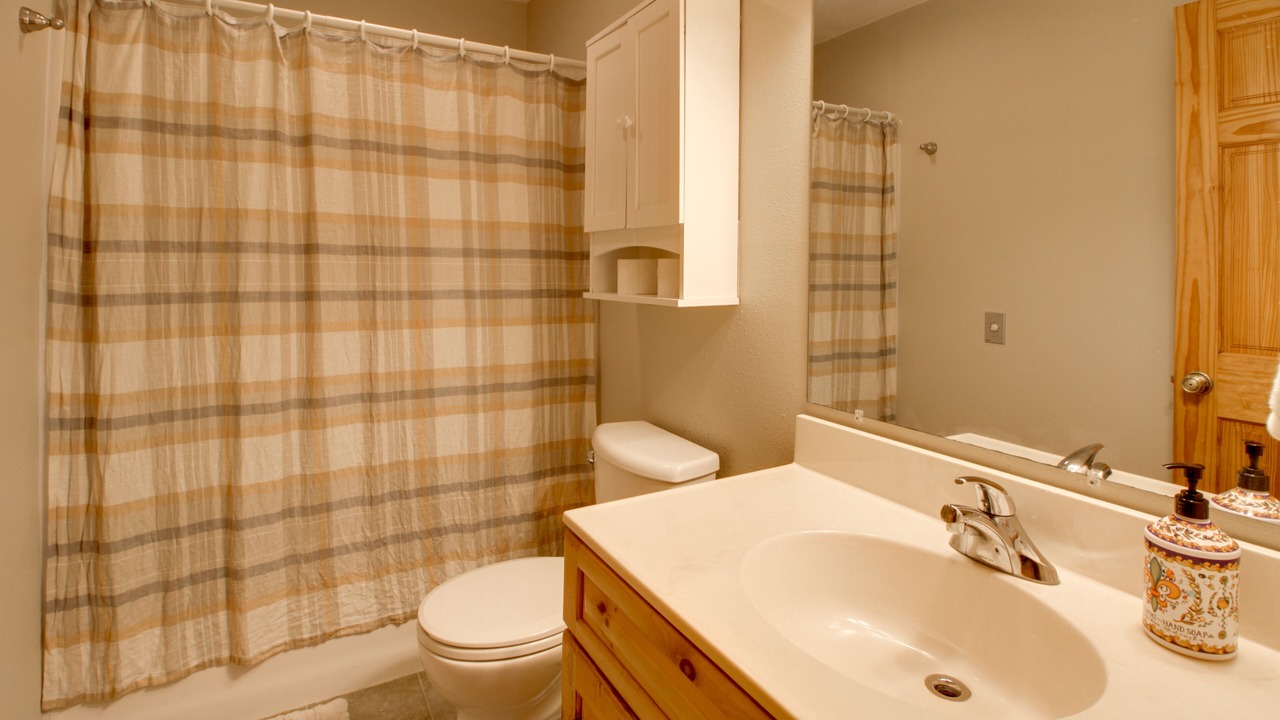 Photo of Bathroom in Frazee