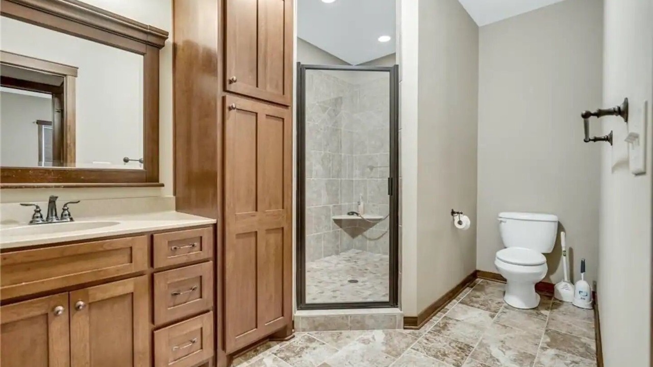 Photo of Bathroom in Maplewood