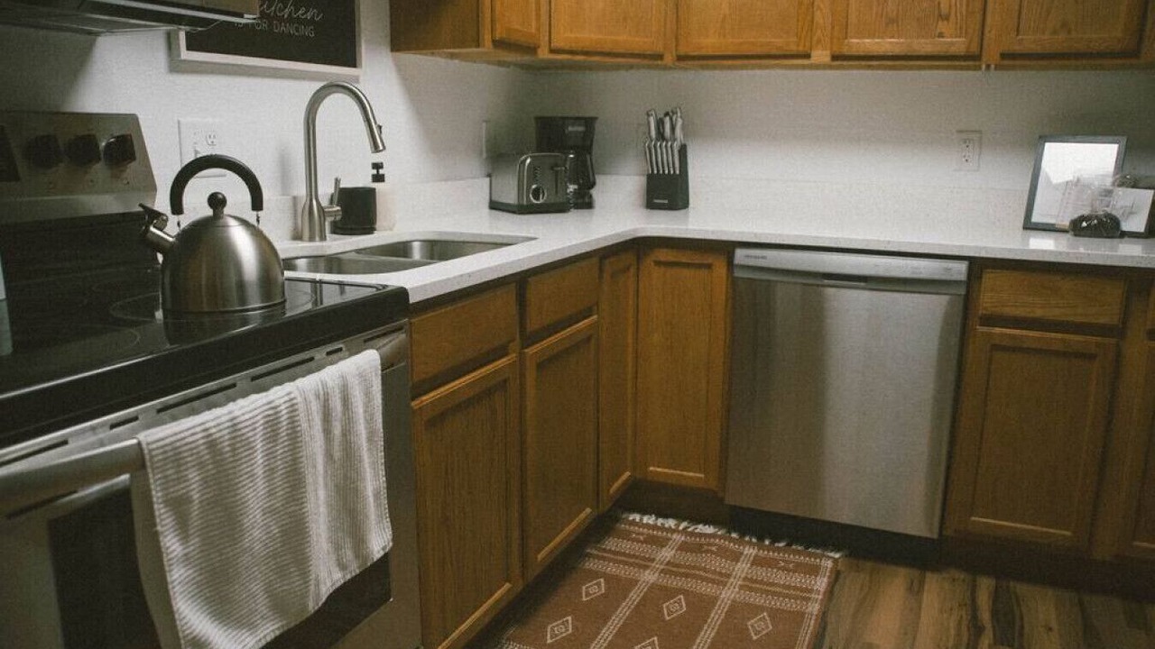 Photo of Kitchen in East Hillside