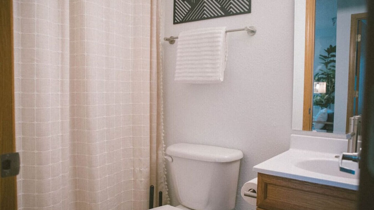 Photo of Bathroom in East Hillside