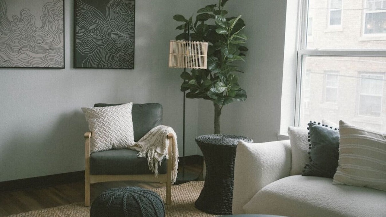 Photo of Livingroom in East Hillside