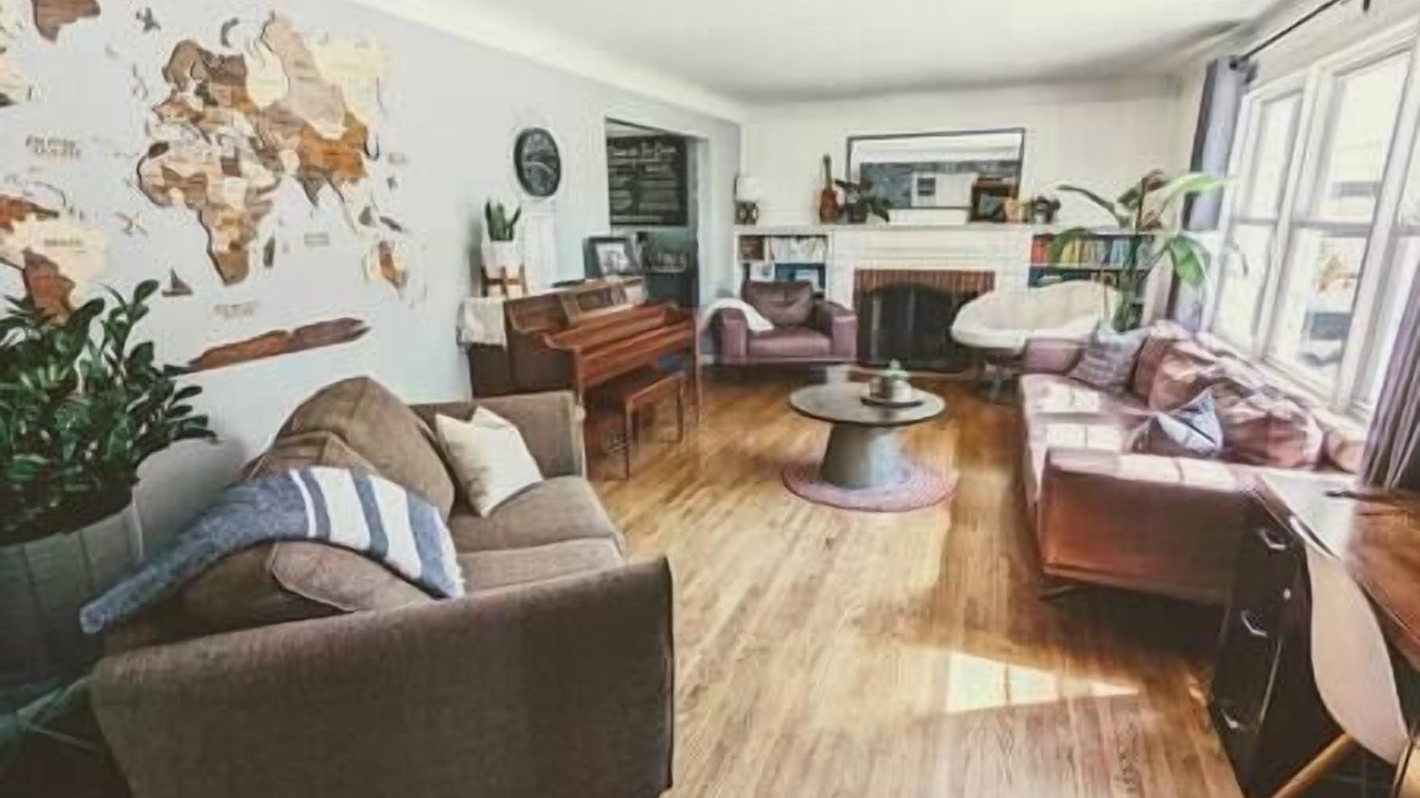 Photo of Livingroom in Columbia Heights