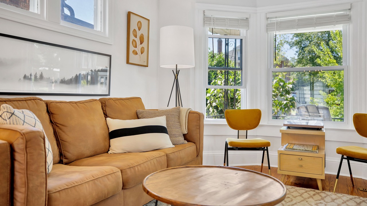 Photo of Livingroom in Walkerville