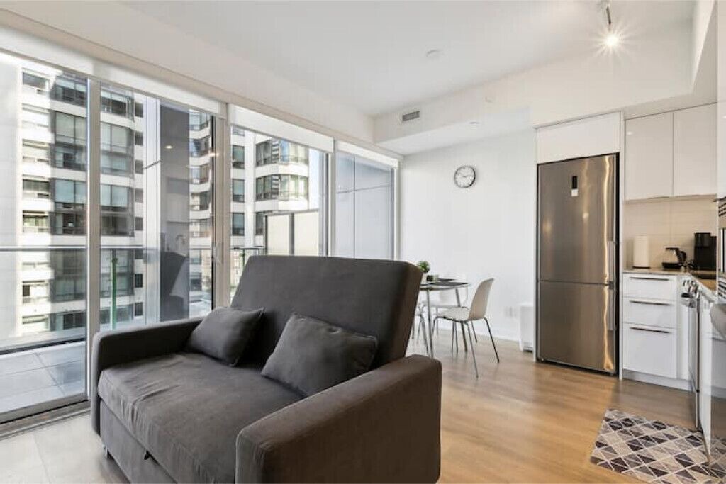 Photo of Livingroom in Bay Cloverhill