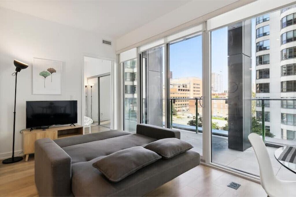 Photo of Livingroom in Bay Cloverhill
