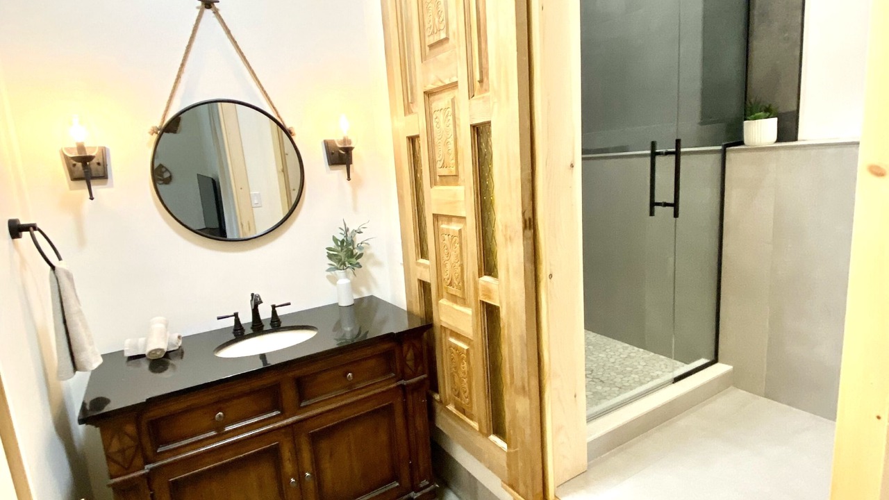 Photo of Bathroom in Britt