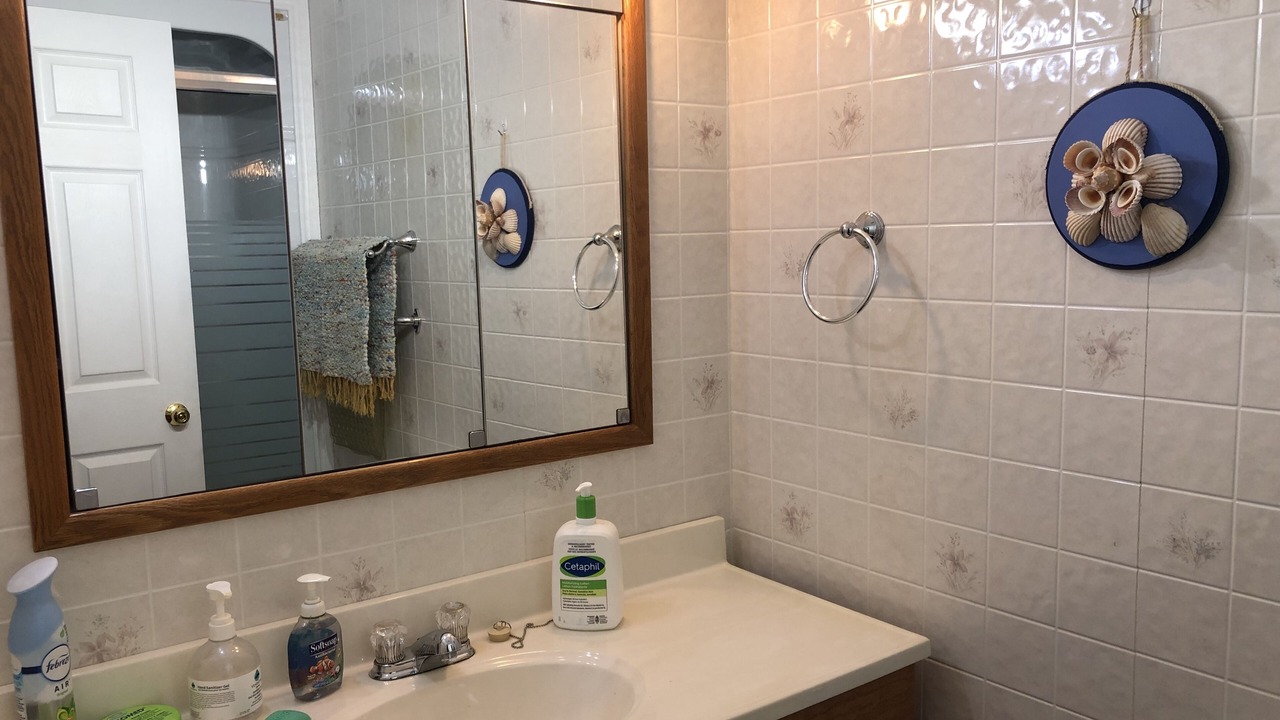 Photo of Bathroom in Algoma District