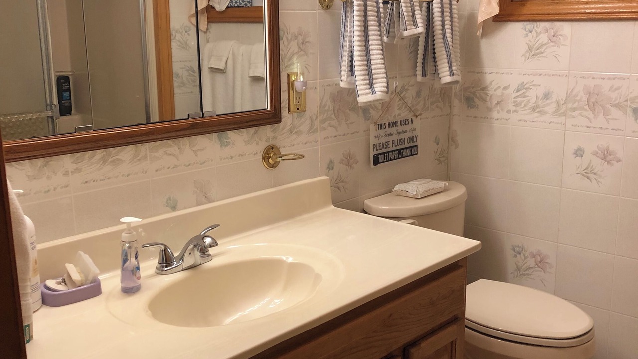 Photo of Bathroom in Algoma District