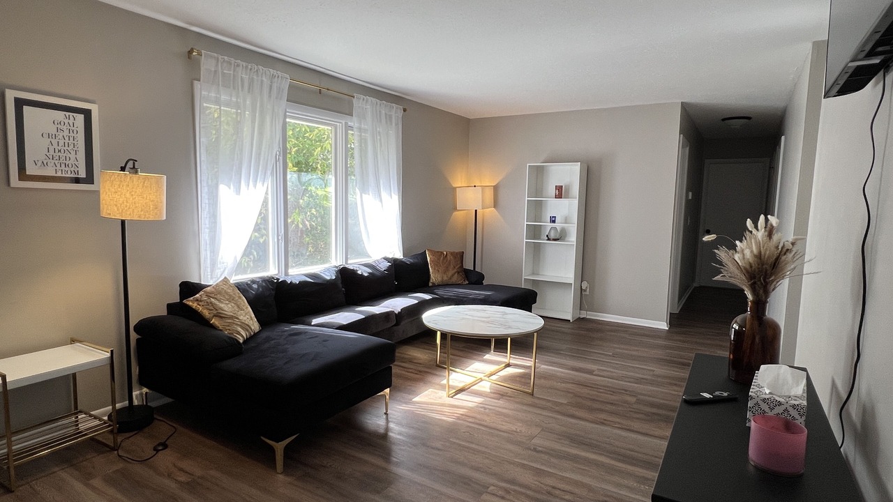 Photo of Livingroom in Maple Grove