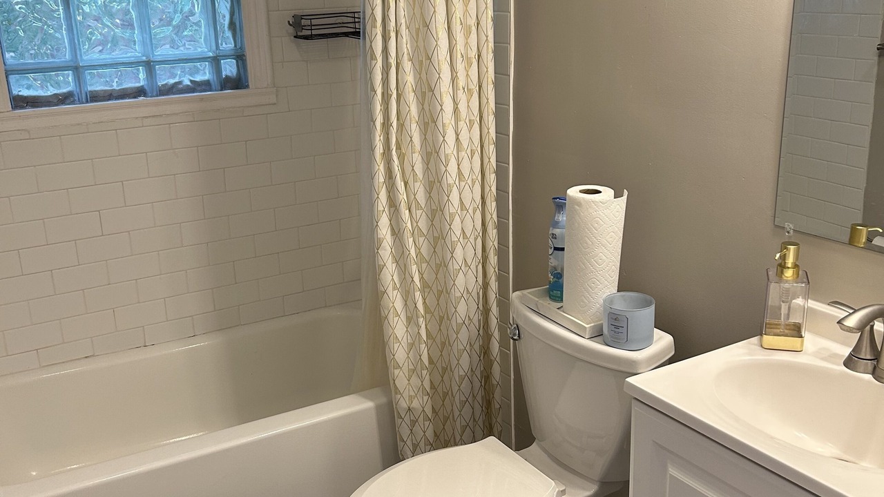 Photo of Bathroom in Maple Grove