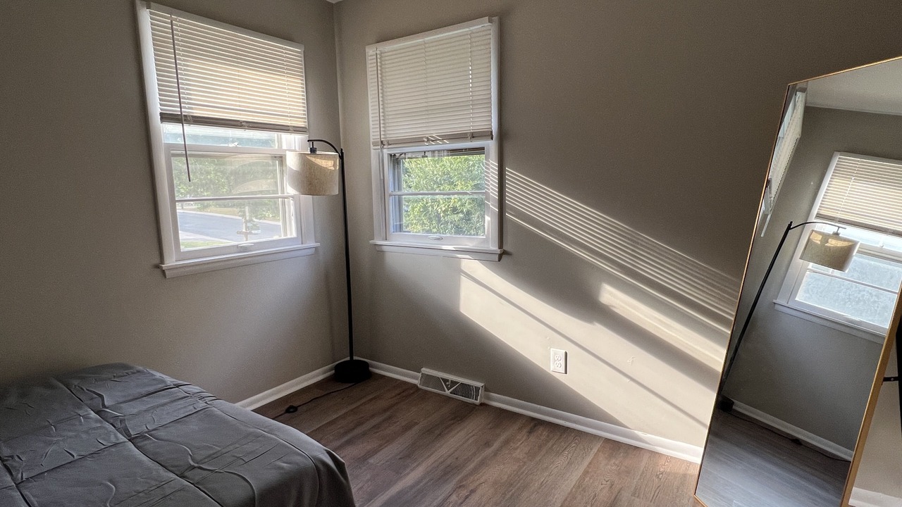 Photo of Bedroom in Maple Grove