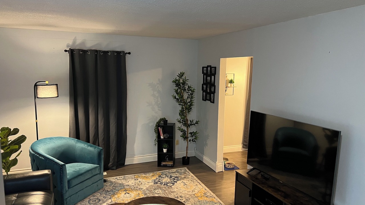Photo of Livingroom in Marathon