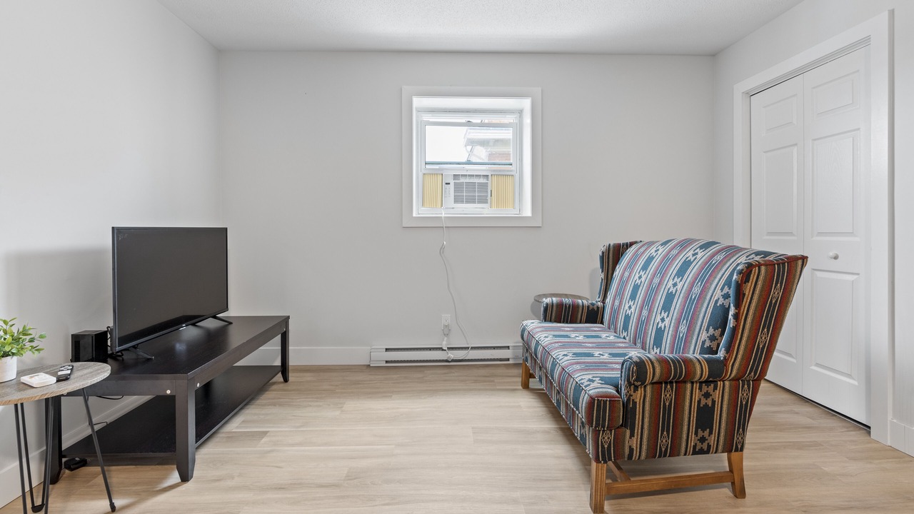 Photo of Livingroom in Exeter