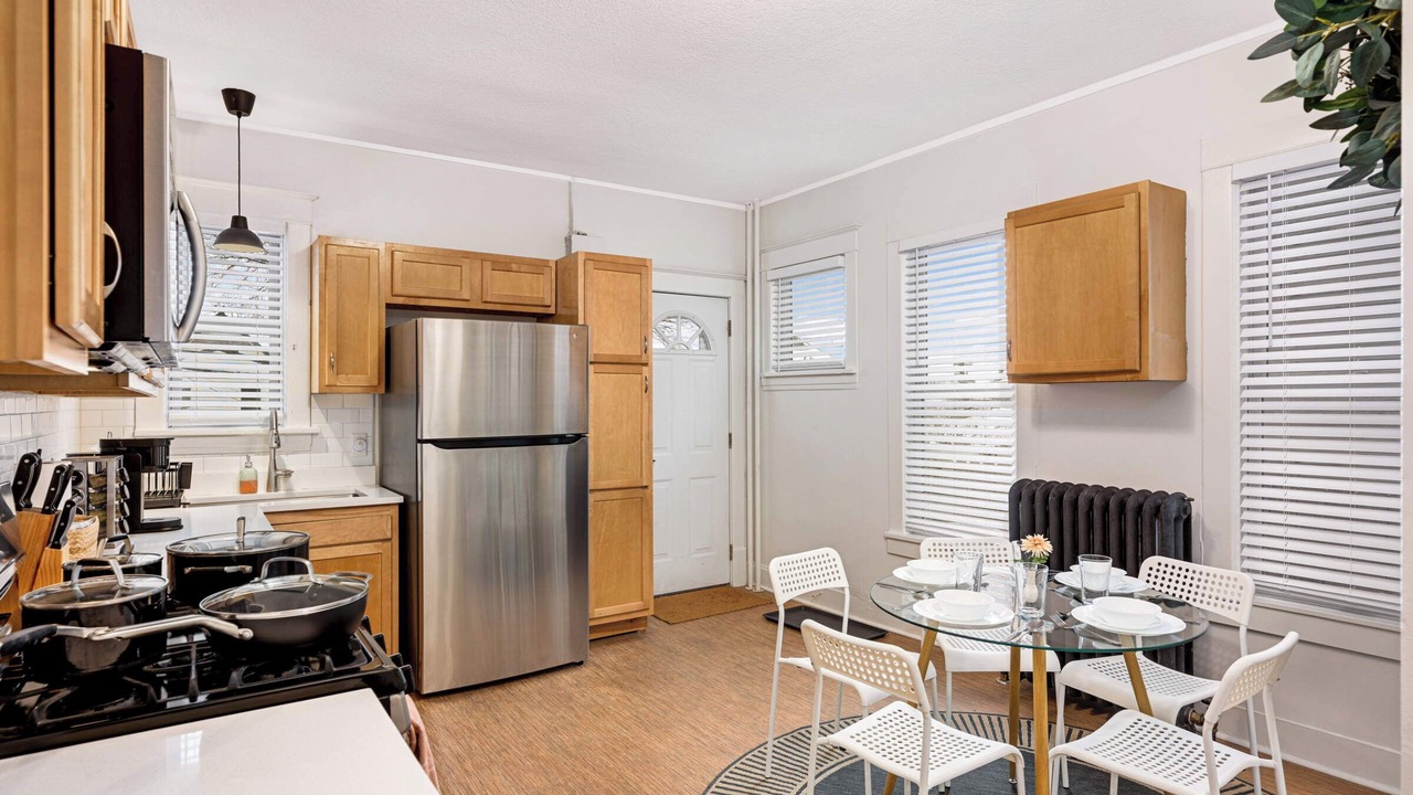 Photo of Kitchen in Summit - University