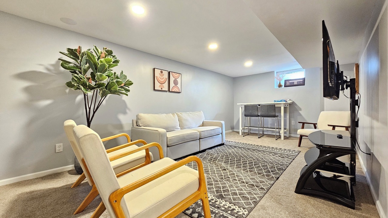 Photo of Livingroom in Cottage Grove