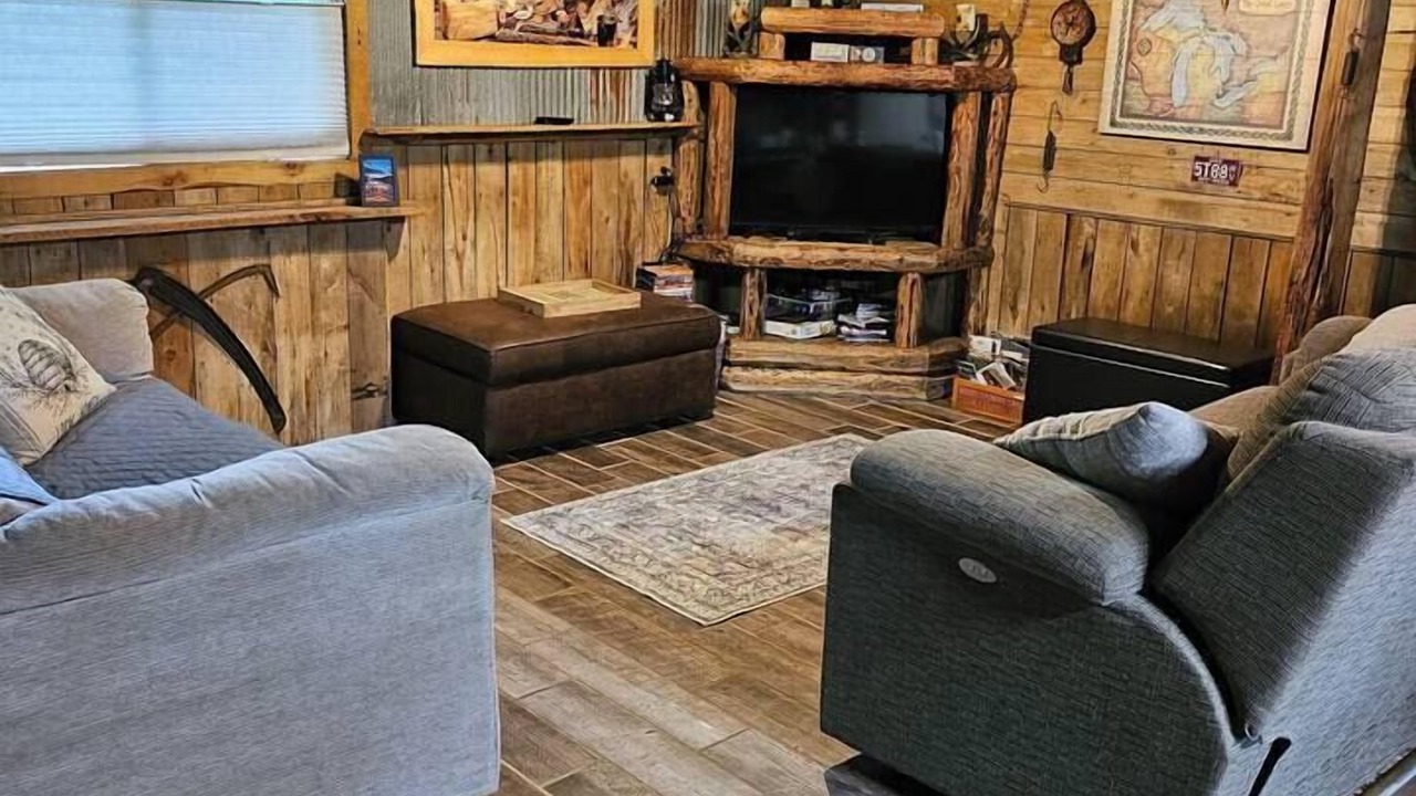 Photo of Livingroom in Brookston