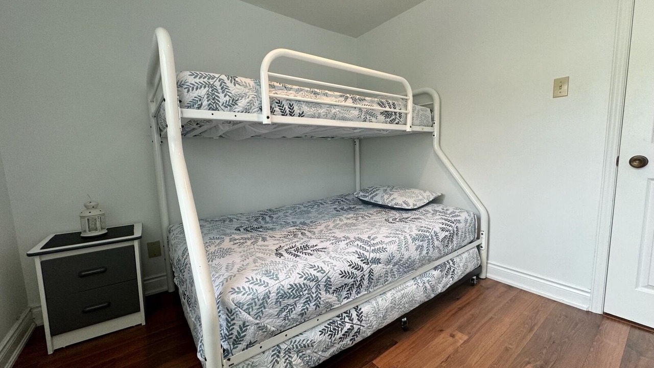 Photo of Bedroom in Lindsay