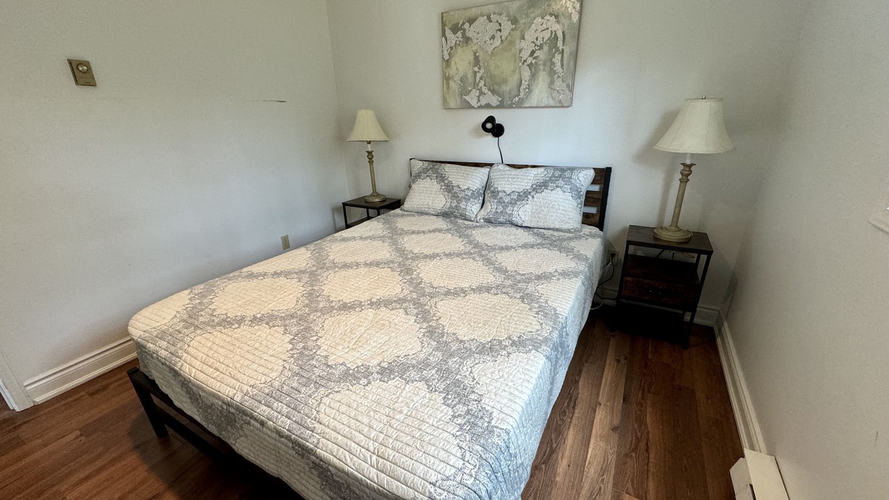 Photo of Bedroom in Lindsay