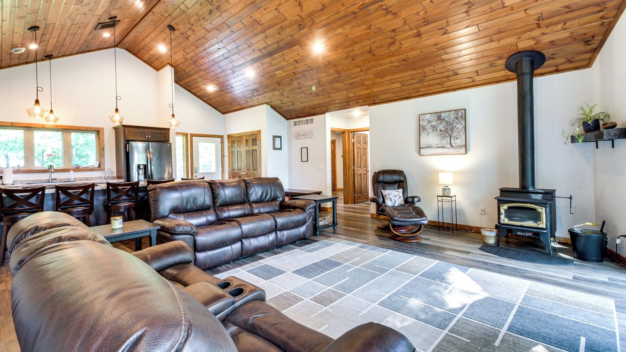Photo of Livingroom in Crow Wing County