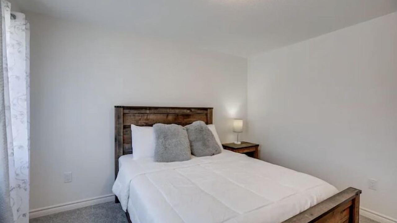 Photo of Bedroom in Springwater