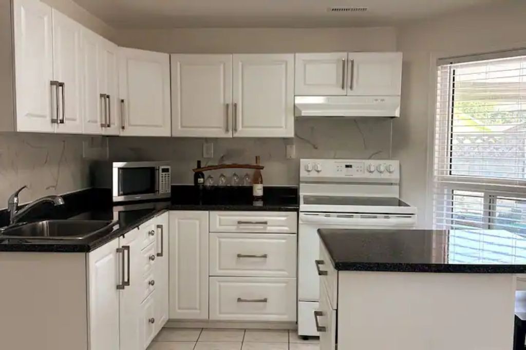 Photo of Kitchen in Hurontario