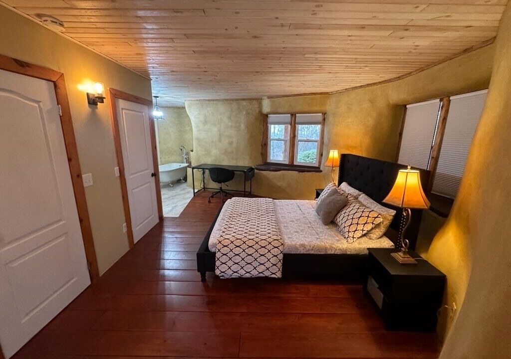 Photo of Bedroom in Madoc