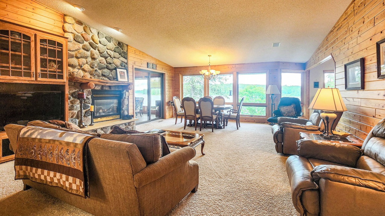 Photo of Livingroom in Remer