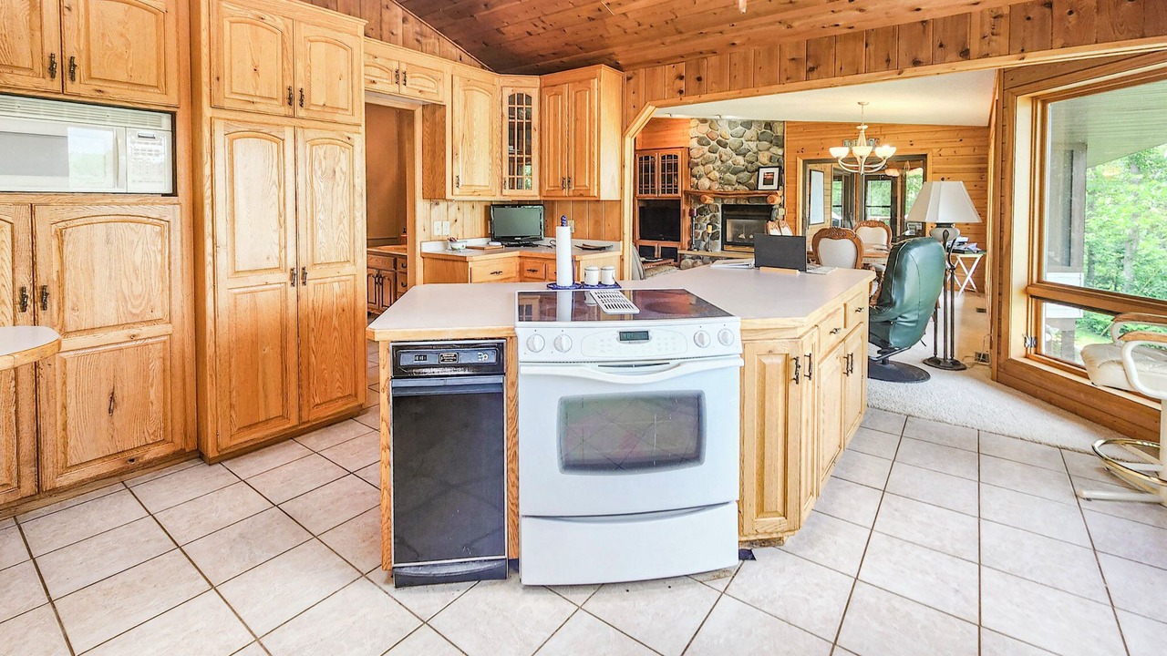 Photo of Kitchen in Remer