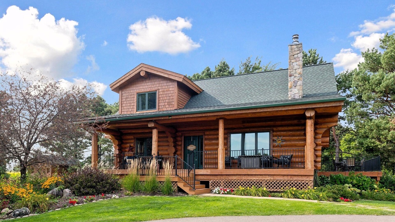 Photo of Outdoor in Maple Lake