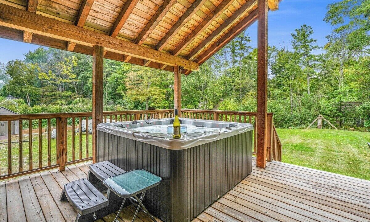 Photo of Outdoor in Tiny