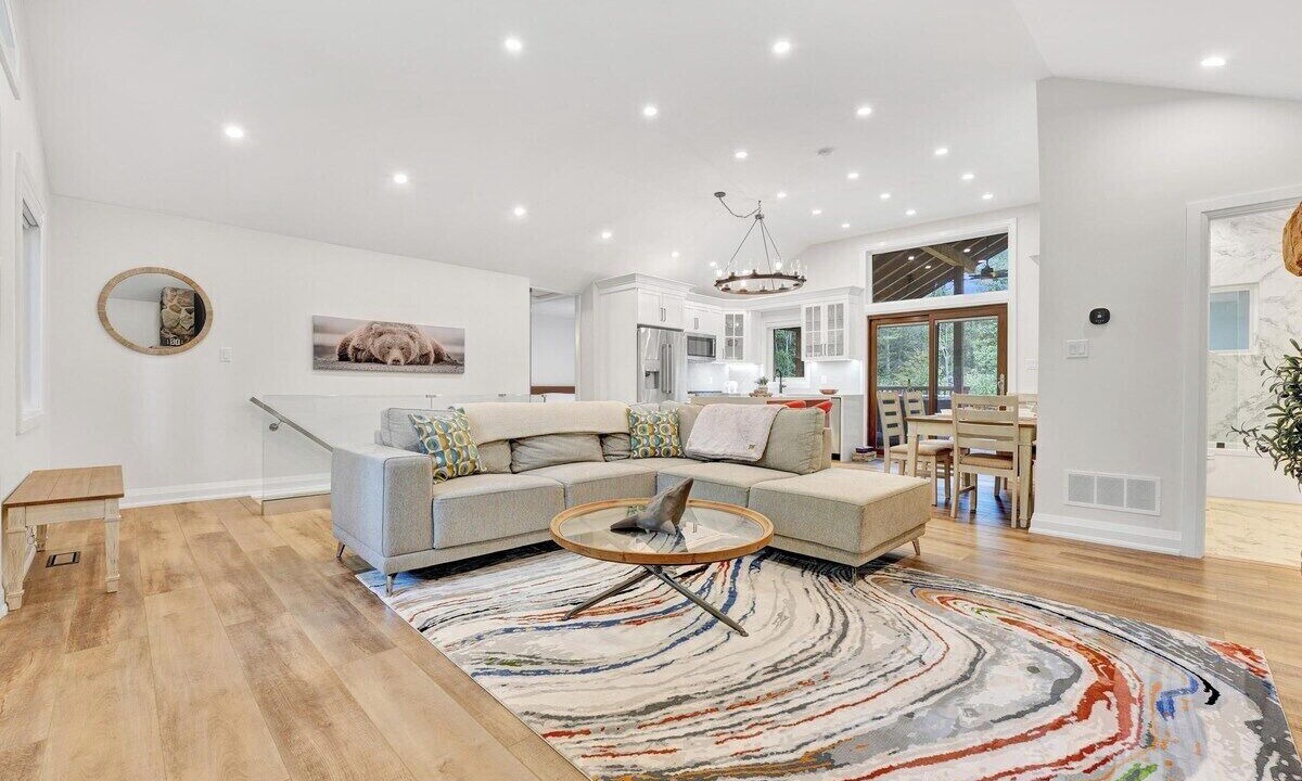 Photo of Livingroom in Tiny
