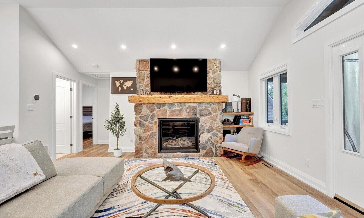Photo of Livingroom in Tiny