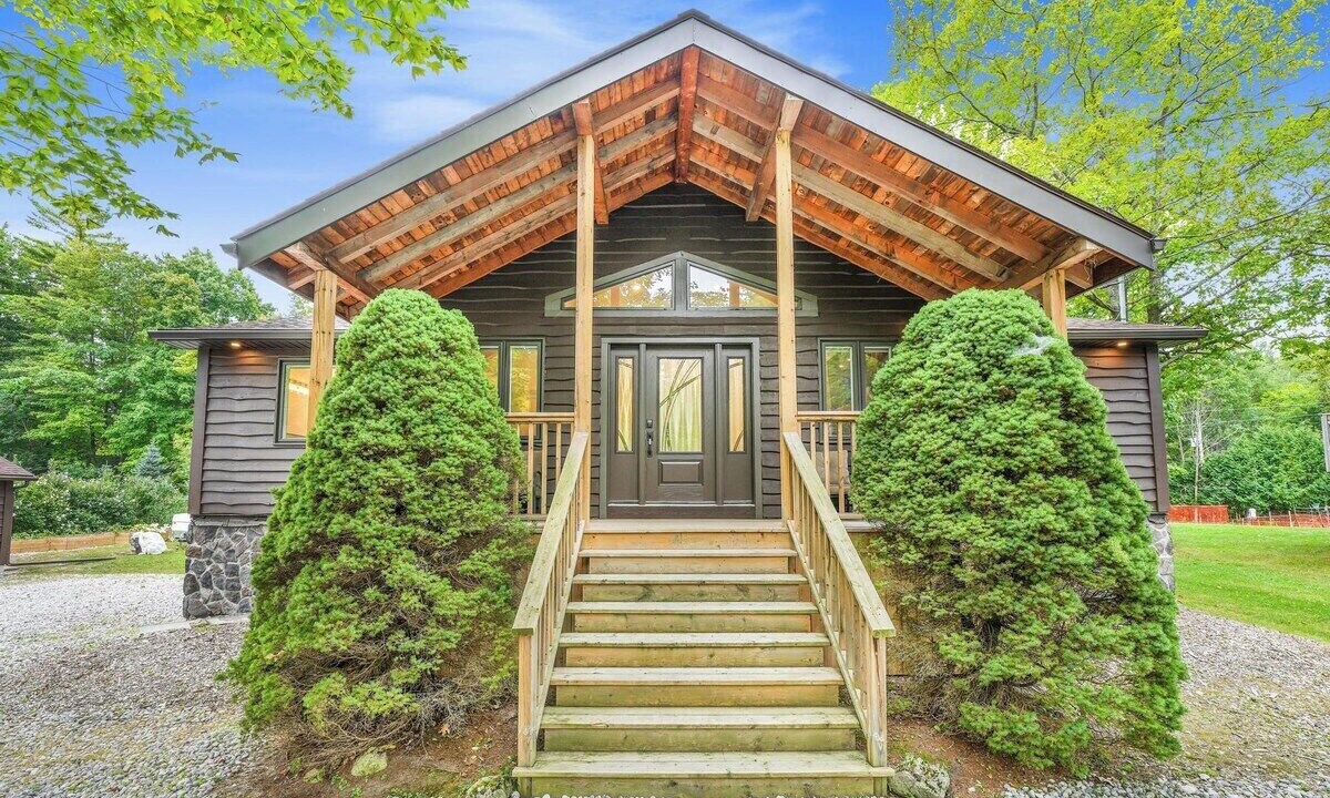 Photo of Outdoor in Tiny