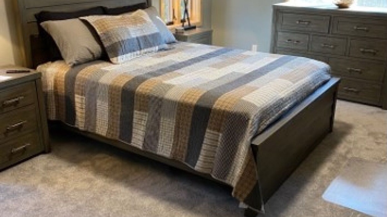 Photo of Bedroom in Grand Marais
