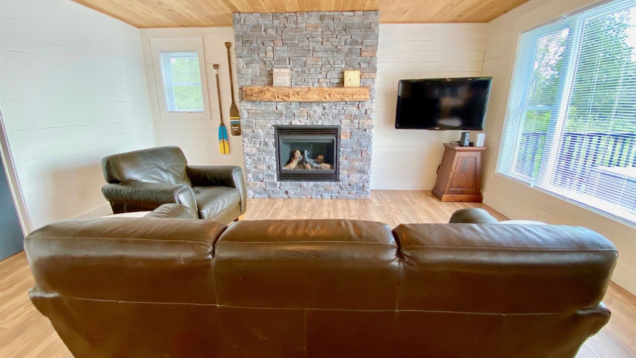 Photo of Livingroom in Havelock-Belmont-Methuen