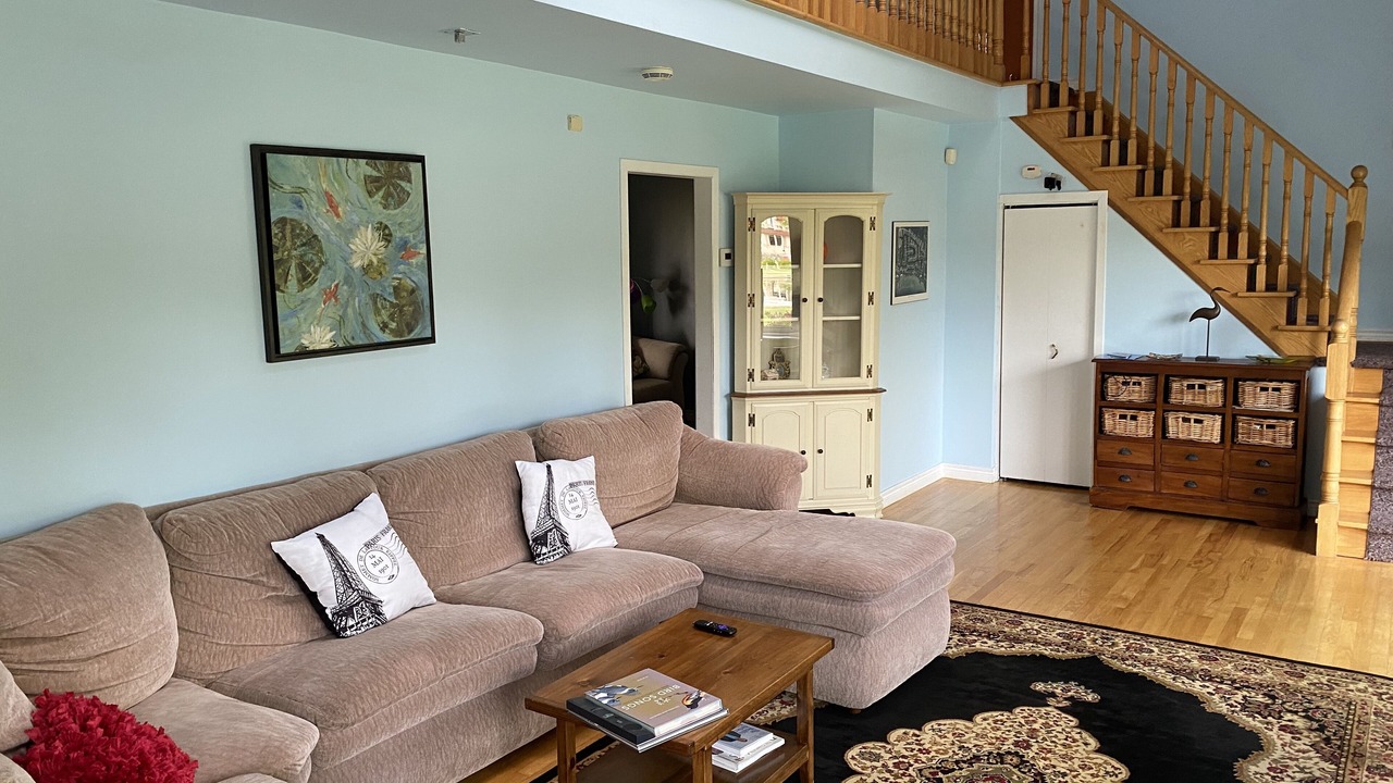 Photo of Livingroom in Lagoon City