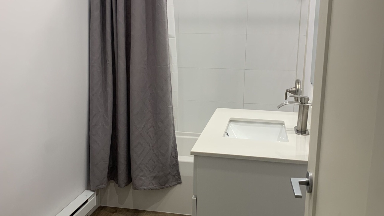 Photo of Bathroom in Tiny