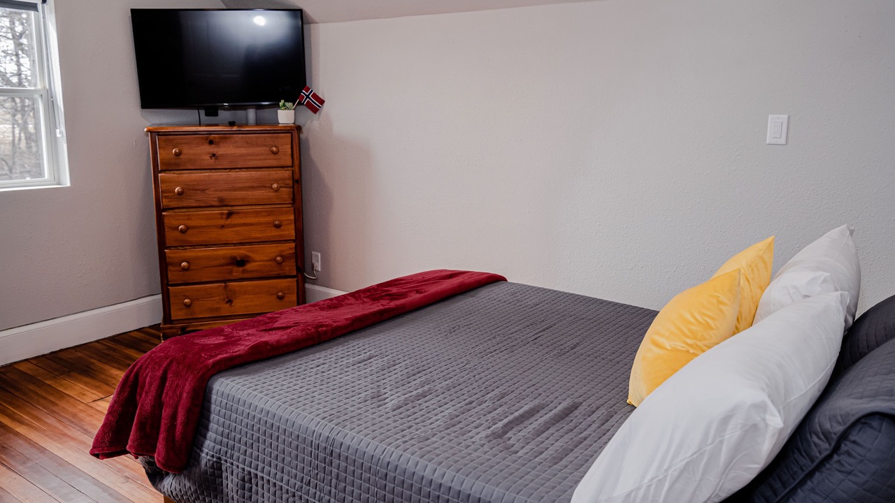 Photo of Bedroom in Houston County