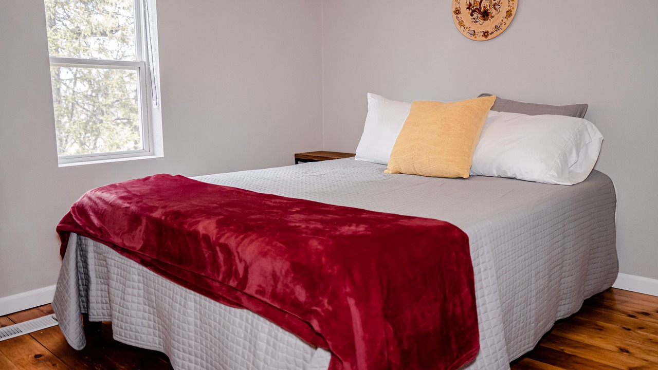 Photo of Bedroom in Houston County