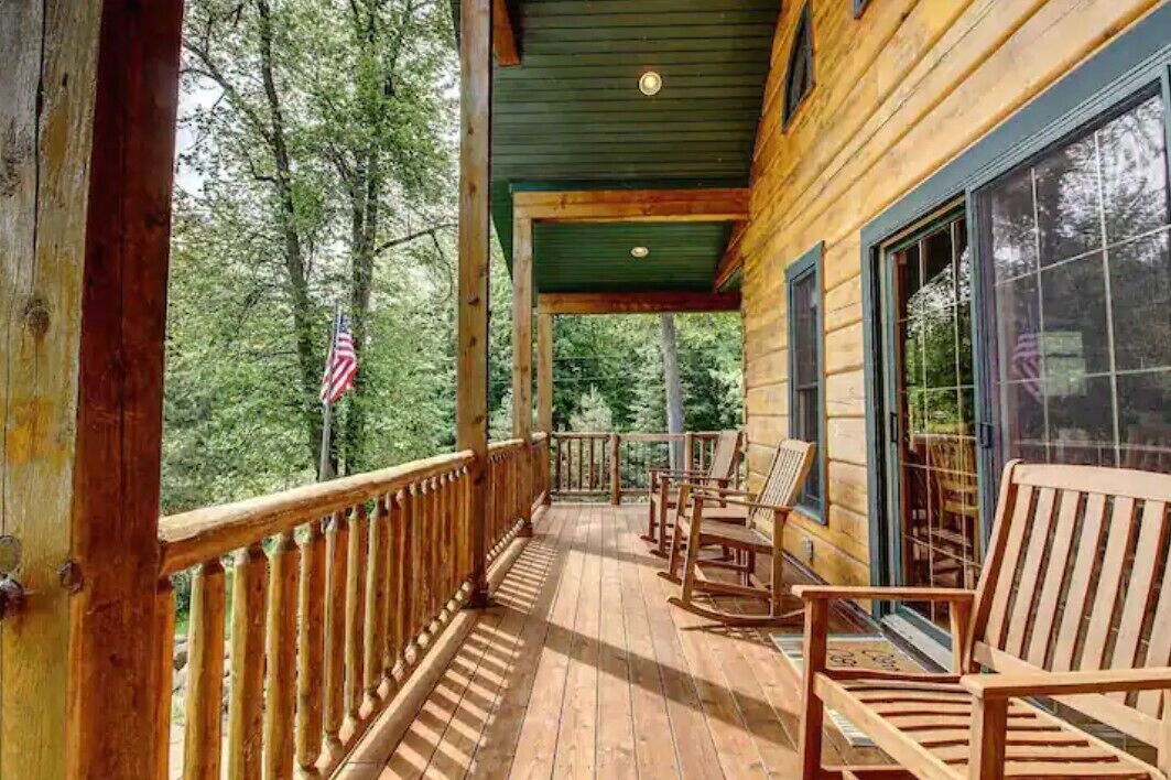 Photo of Patio Balcony in Aitkin