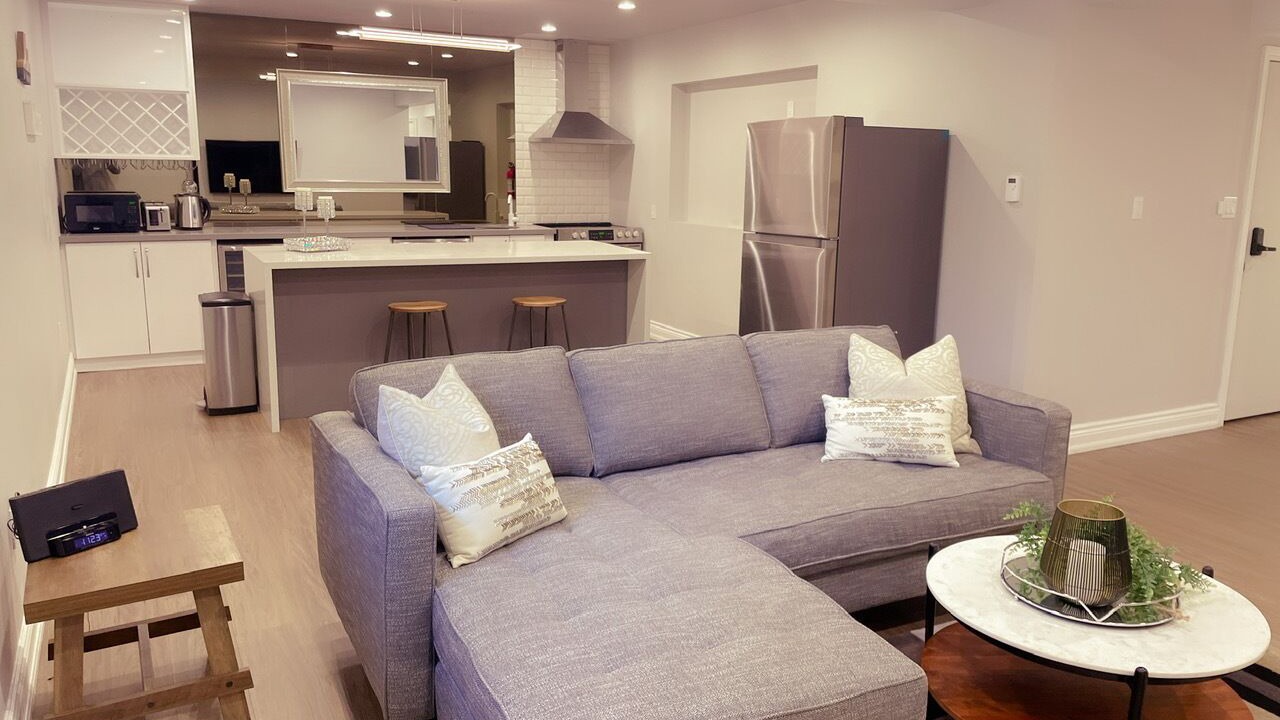 Photo of Livingroom in Cooksville