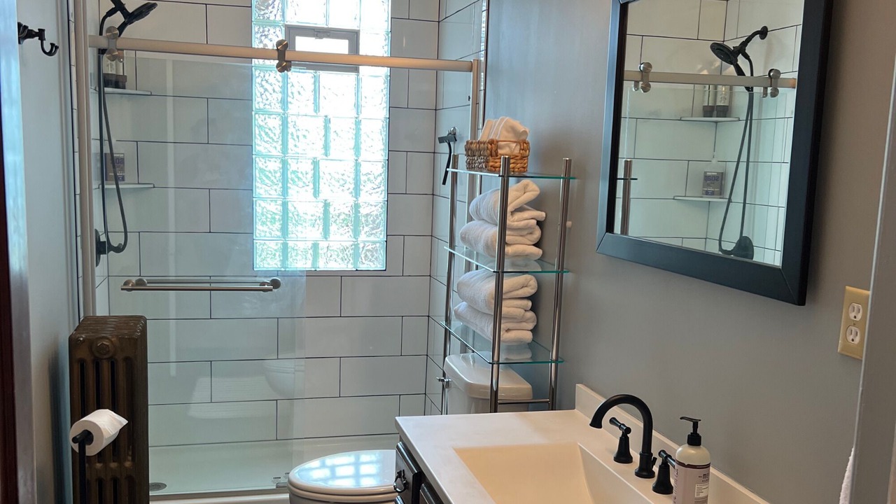 Photo of Bathroom in Hillman